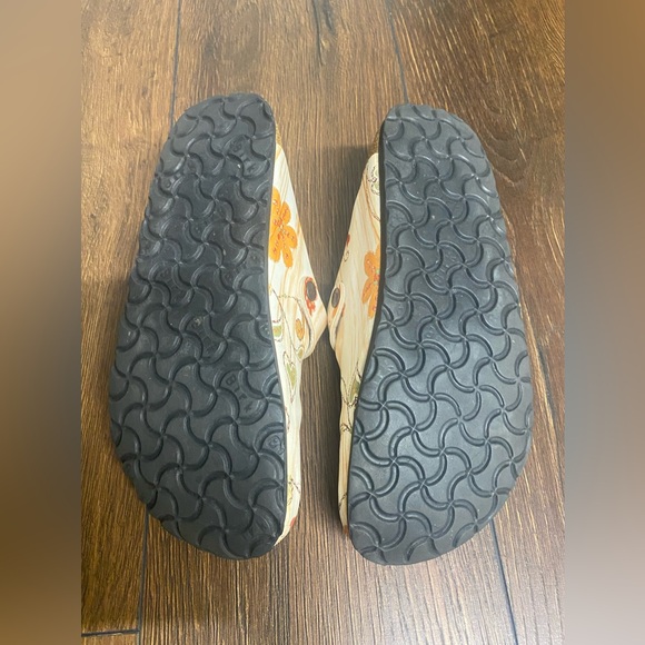 Papillo Original Birkenstock Woman’s Clogs - Picture 7 of 7